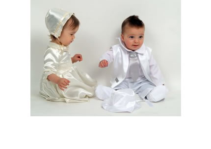 Dječja odjeća za krštenje / Christening clothes for children Dječja odjeća za krštenje / Christening clothes for children